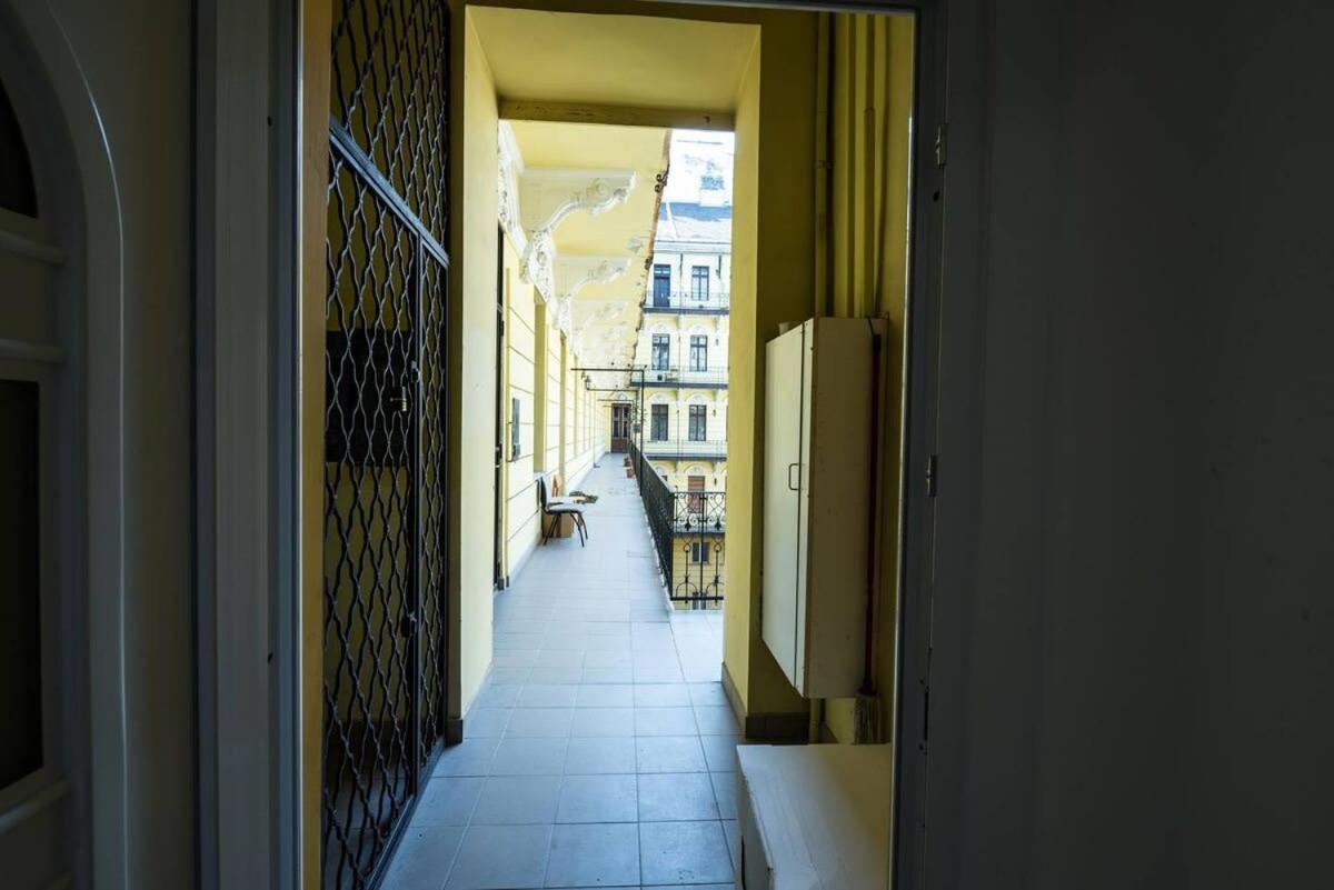Brand New Studio With Aircon In The Center Budapeszt Zewnętrze zdjęcie